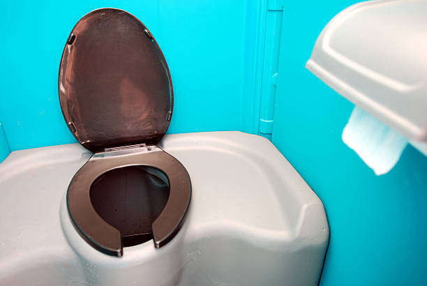 Portable bathroom rental in Baywood Park, CA